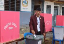 प्रदेश सभा सदस्य उमेद्धवार विन्दु थापाले गरे मतदान
