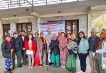 पोखरा वृद्धाश्रममा अत्यावश्यक स्वास्थ्यकर्मी तथा स्वास्थ्य सामाग्री उपलब्ध गराउने मन्त्री गुरुङको प्रतिवद्धता