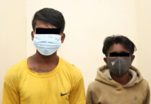 यात्रुहरुको ईच्छा विपरित आफ्नो सवारी साधनमा चढ्न वाद्य वनाउने दुई जना पक्राउ