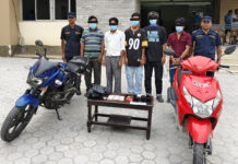 पोखराको लेकसाइडमा महिलालाई लुटपाट गर्नेहरु पक्राउ