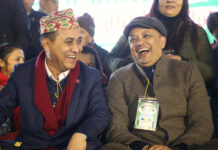 काँग्रेसमा चुडियो दासताको साङ्लो, पाखा लाग्दै पुरानो पुस्ता